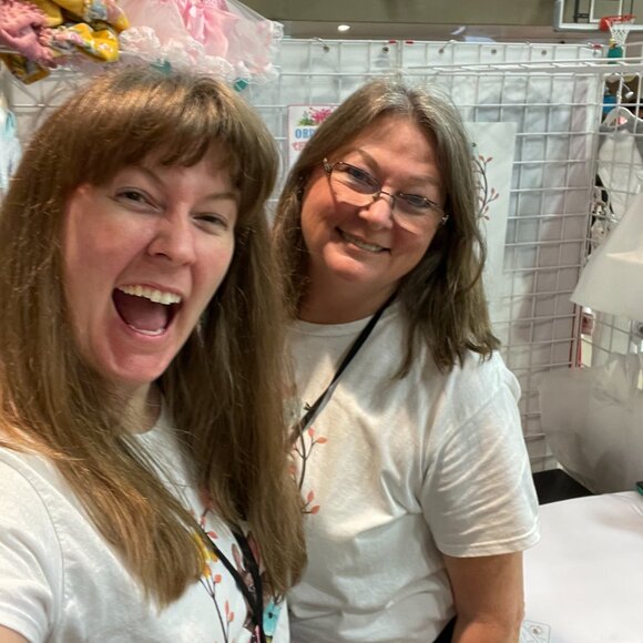 Meet your Posher, Rebecca - Picture 4 of 5